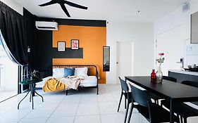 New The Sun Homestay At Sg Nibong Nearby Queensbay Or Pisa Or Ftz Bayan Lepas Heng